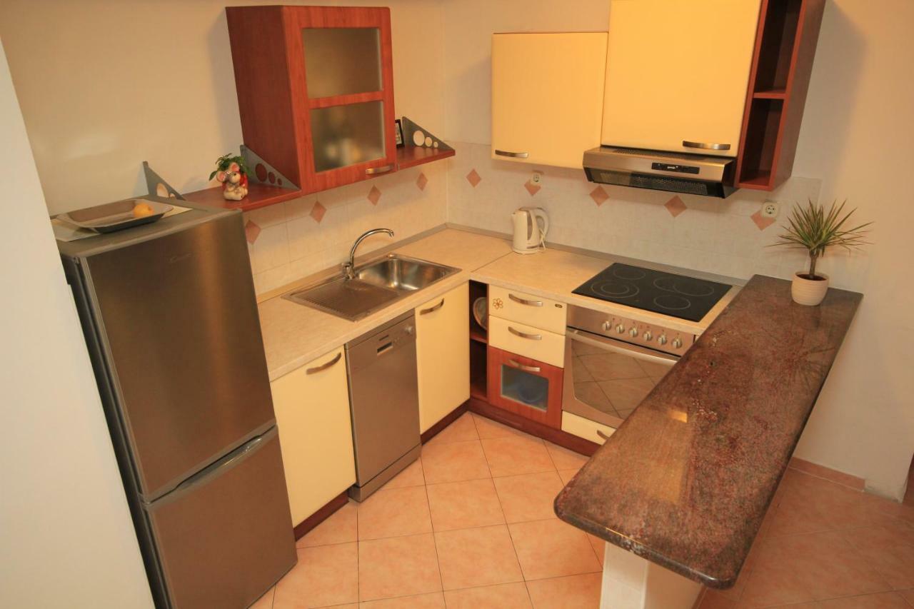 Comfort Sea View Apartment With Parking And Two Bedrooms Baška Voda Buitenkant foto